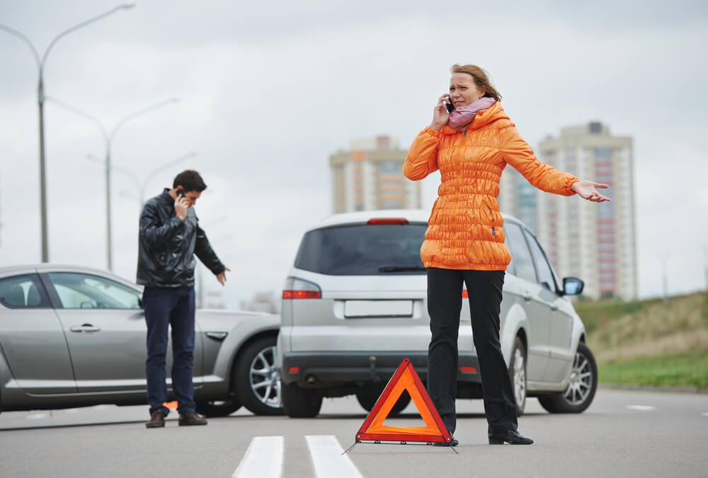 Kā rīkoties, ja noticis ceļu satiksmes negadījums?